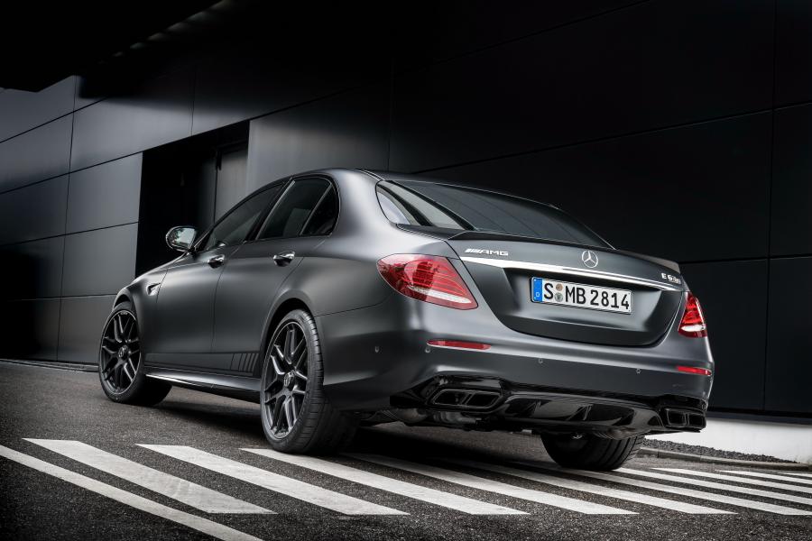  Mercedes-AMG E63 S 4Matic Edition #1 2017 года  (WW) (фото 3 из 3)